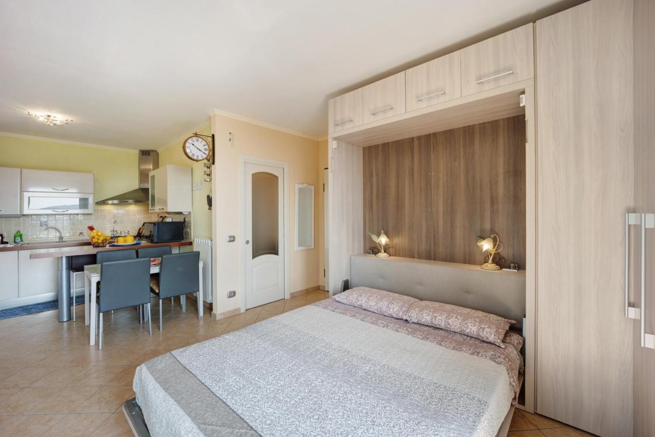 Maison Laura Diano Borello Eksteriør billede